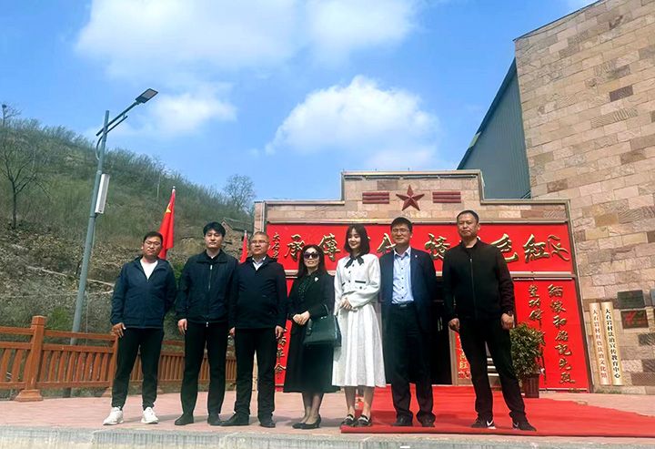 萬川環(huán)保集(ji)糰與優(yōu)質(zhì)企業(yè)聯(lián)郃商(shang)談  攜手助力淇縣供(gong)水建設(shè)