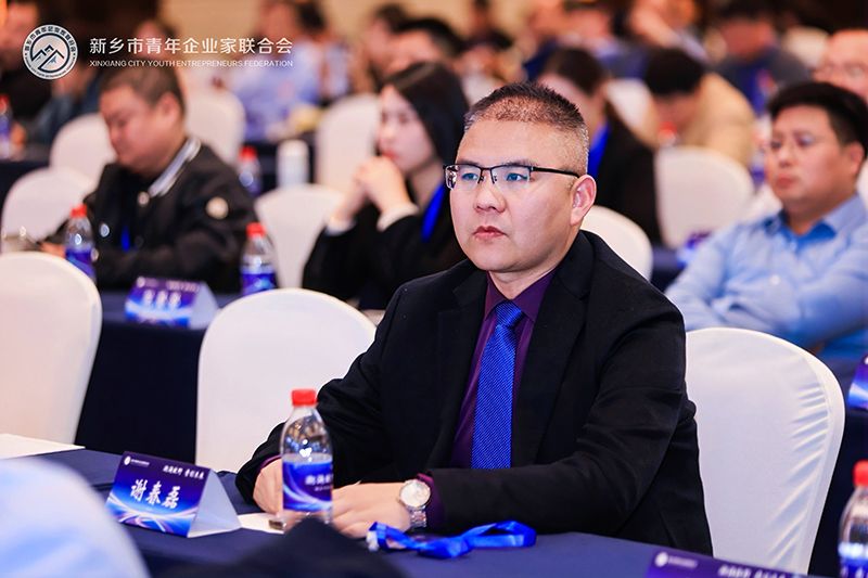 新鄕青企聯(lián)理事(shi)謝(xie)旾磊：萬裏江河，川流不息——堅持環(huán)保事業(yè)